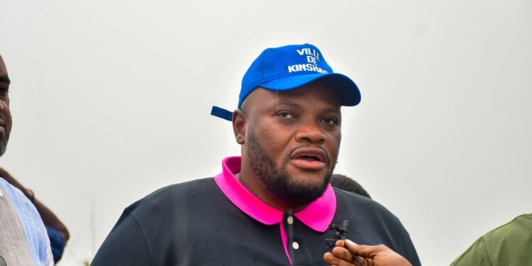 Le Kamikaze Bumba: Le gouverneur croit qu’il peut stopper 60 ans de pourriture à Kinshasa