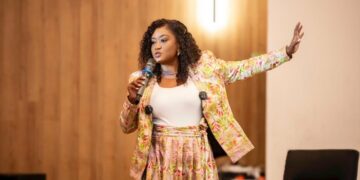 TINA SALAMA: Fatshistanaise, Djalelistanaise ou simple Pièce Maîtresse de la Propagande ?