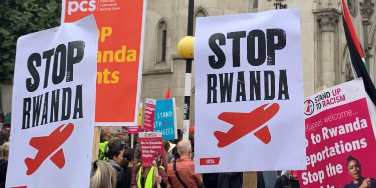 Rwanda, État Paria: Quand la Guerre Devient un Handicap Économique